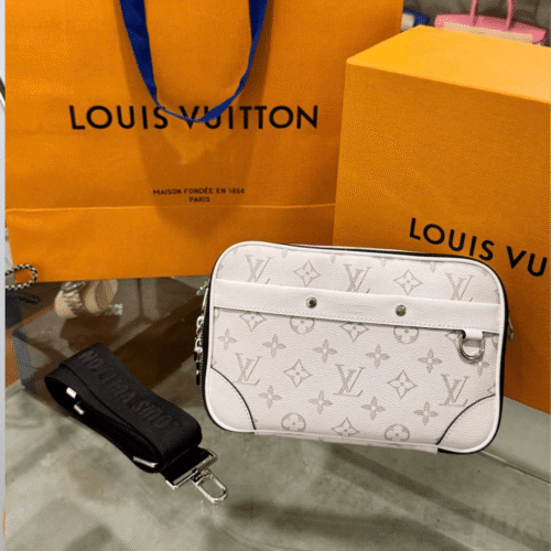 Louis Vuitton LV Alpha Monogram White Handbag 24x16x8cm