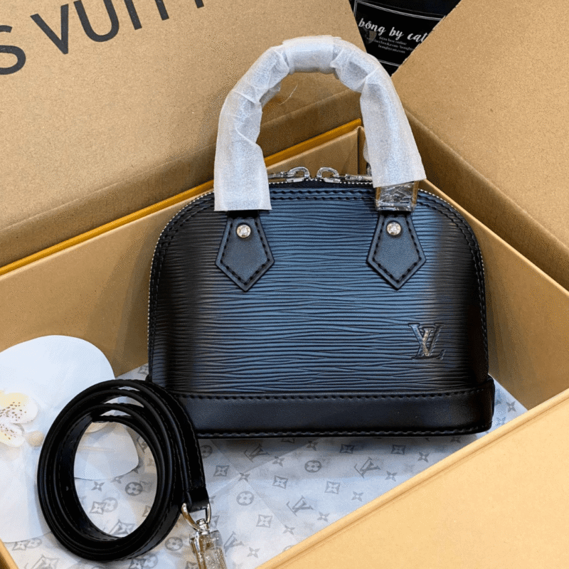 Louis Vuitton LV Alma Handbags Woman’s Black 18cm
