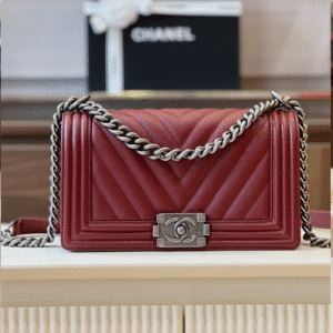 Chanel Boy Medium Handbag Woman’s V-Pattern Red Leather 25cm