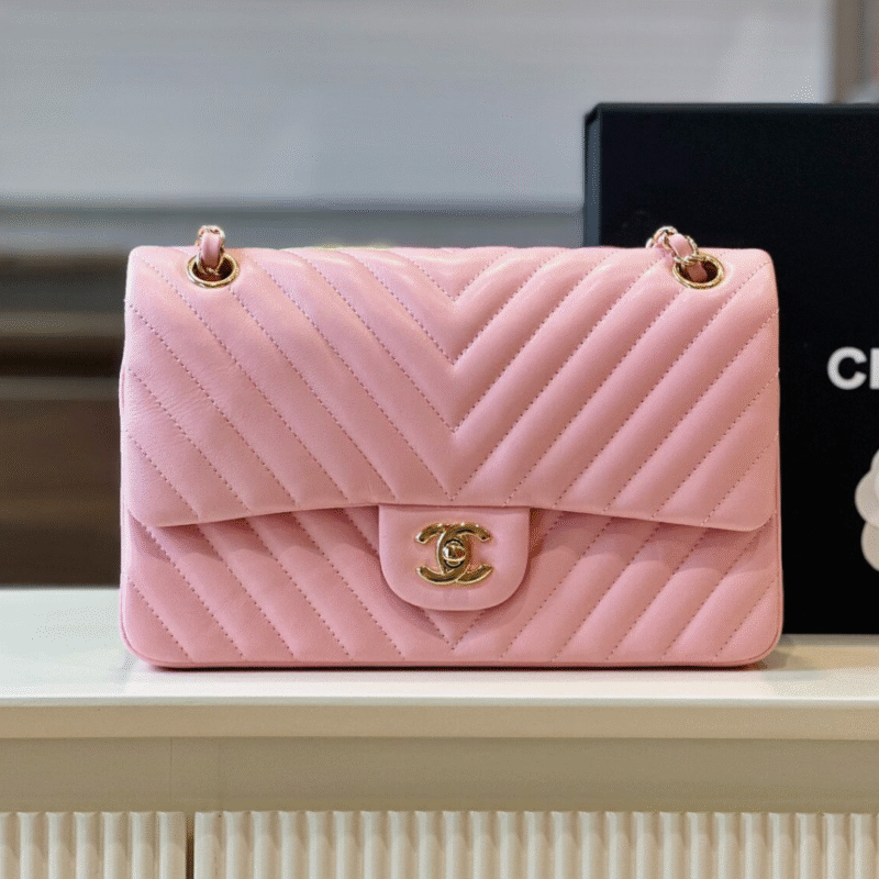 Chanel Classic Handbags V-Pattern Pink Lock Gold 23cm