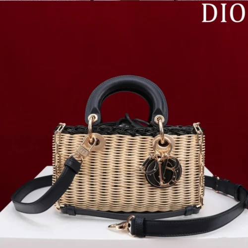 Untitled-design-2025-05-29T183649.577 Dior D-Joy Lady Wicker Handbag Like Auth 22cm
