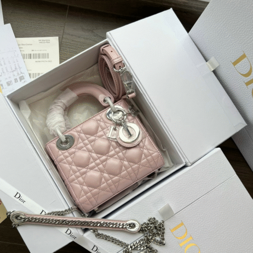 Untitled-design-2025-05-29T190242.496 Dior Lady Mini 3-Pocket Handbag Rep 1:1 High-Quality Pink 17cm