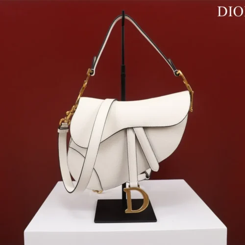 Untitled-design-2025-05-30T030933.350 Dior Saddle 11 Handbags White Color With Lock Yellow Gold 25x20x6.5cm