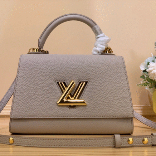 Untitled-design-2025-06-02T031114.570 Louis Vuitton LV Twist Handle Like Auth Lock Gold Handbags 17x25x11cm