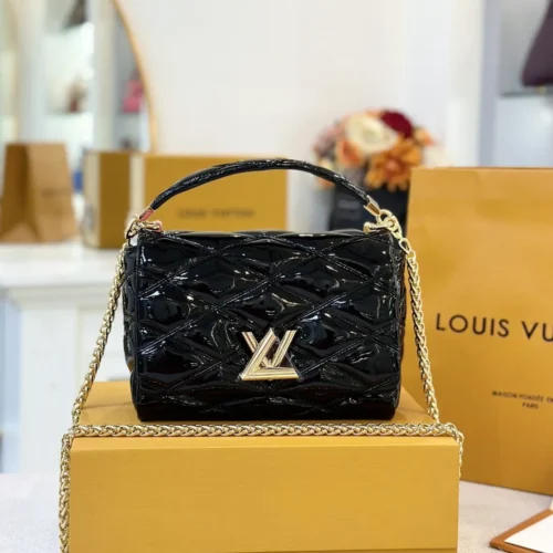 Untitled-design-2025-06-02T033022.699 Louis Vuitton LV Twist Women’s Handbag Glossy Black Like Auth 23cm