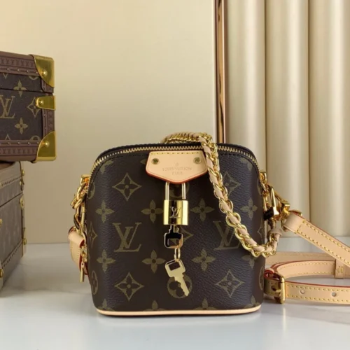Untitled-design-2025-06-02T035438.144 Louis Vuitton Monogram Pattern Super Premium Handbag 14x13x11cm