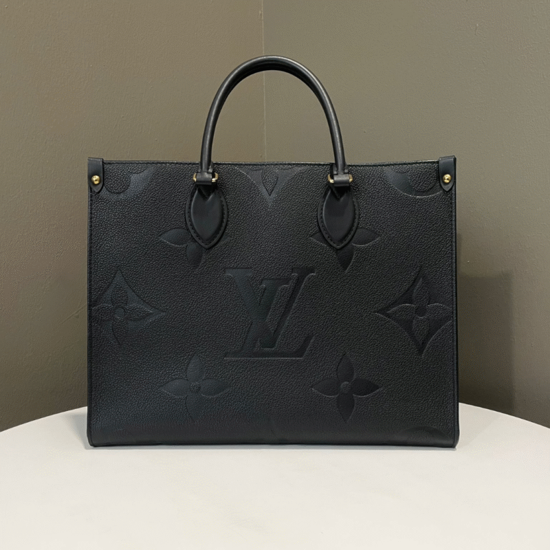 Untitled-design-2025-06-21T232537.907 Louis Vuitton Black Empreinte Monogram Giant Onthego MM
