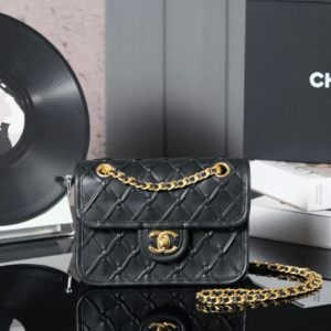 Chanel 25C Flap Bag 19cm Black Quilted Lambskin