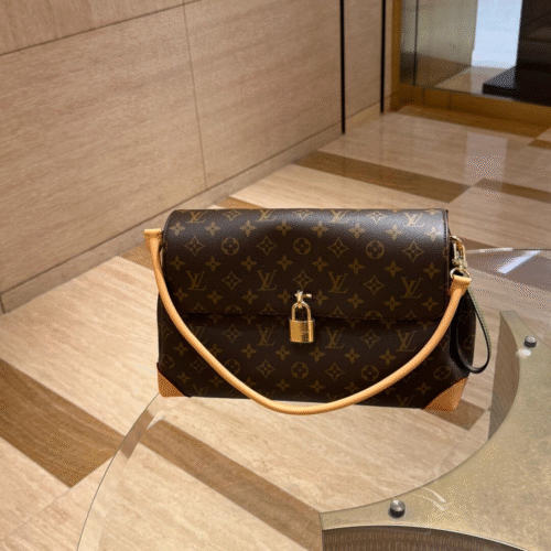 LV Hide Away MM Monogram Canvas