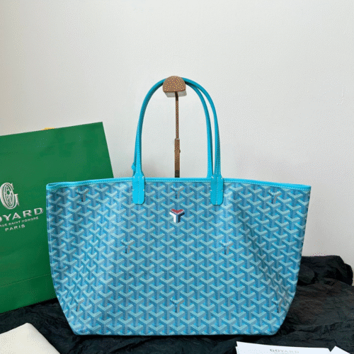 Untitled-design-2025-07-18T081138.955 Goyard Blue Coated Canvas Leather Small Saint Louis Tote