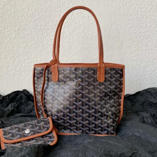 Untitled-design-2025-08-08T223226.926 GOYARD Goyardine Artois PM Black Gold 1659542