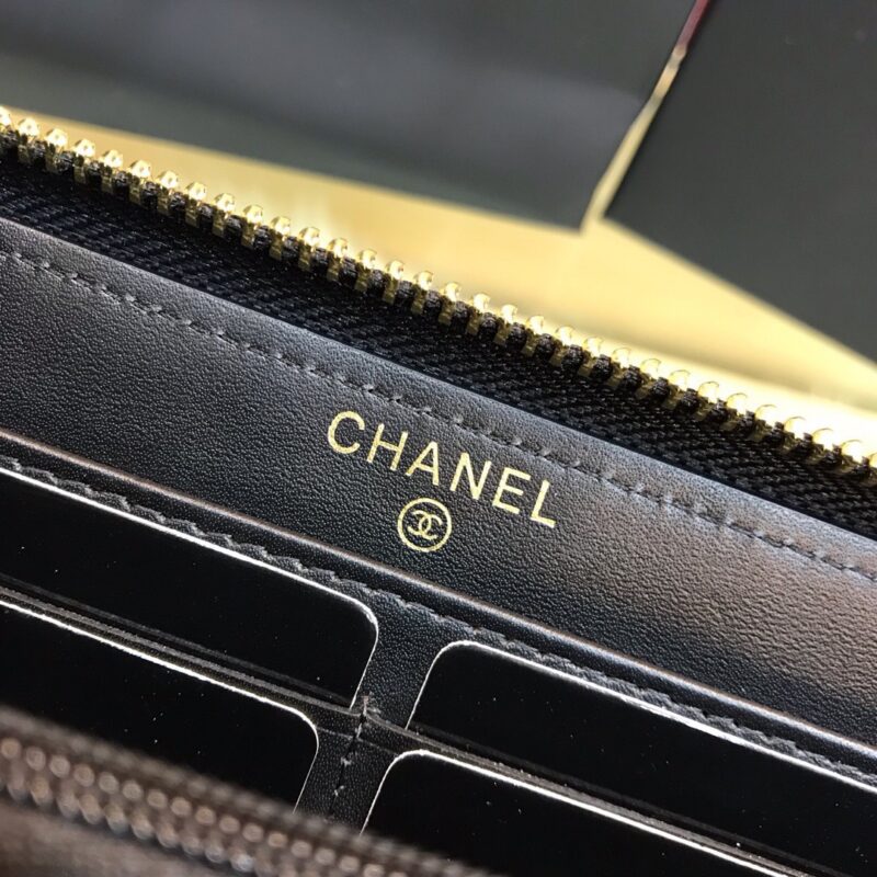 Chanel Wallet Black Grained Leather Gold Lock 19×10.5cm