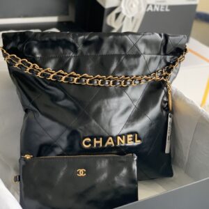 CHANEL 22 Small Handbag in Black