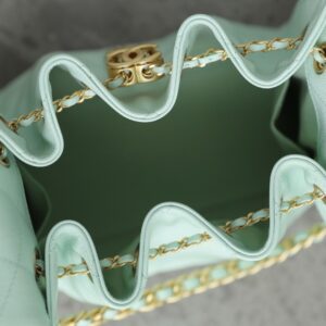 CHANEL 25 HANDBAG 30 IN GREEN CAVIER GOLD HARDWARE