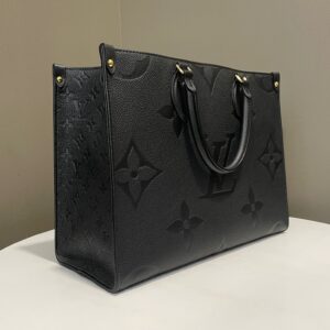 WhatsAppImage2024-10-31at4.08.33PM Louis Vuitton Black Empreinte Monogram Giant Onthego MM