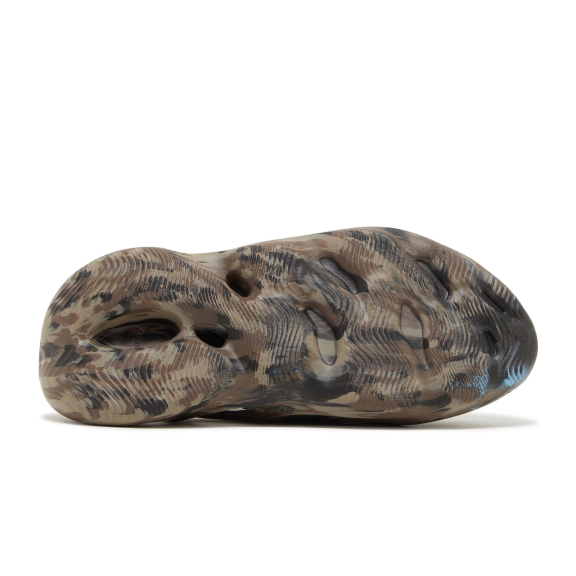 Yeezy-Foam-Runner-MX-Cinder-ID4126-4-576x410-1 adidas Yeezy Foam RNNR