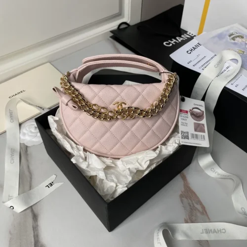 ae6f4301 Chanel mini gold chain bag, light pink CN628