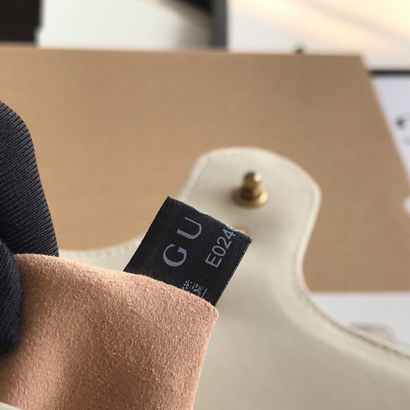 GG Marmont Small Top Handle Bag