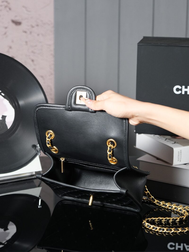 Chanel 25C Flap Bag 19cm Black Quilted Lambskin