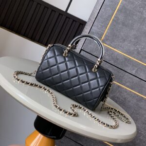 Chanel Matelasse Black Shoulder Bag Leather