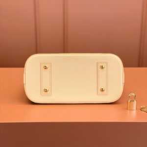 c8499362-1 Louis Vuitton Monogram Alma BB