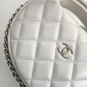 CHANEL 23C white hula hoop clutch