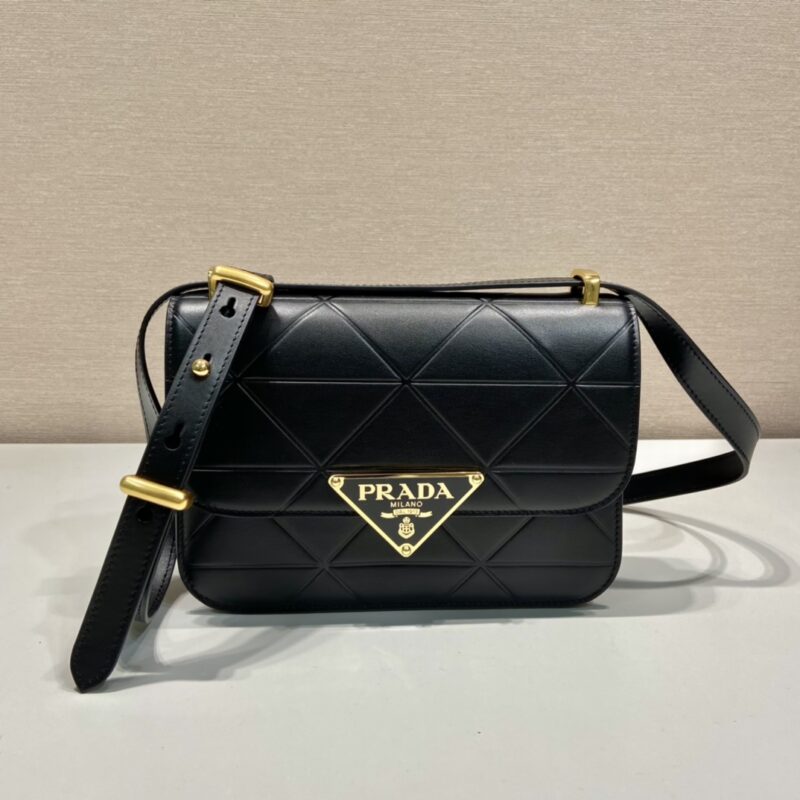 Prada Pattina in Pelle Calfskin Black