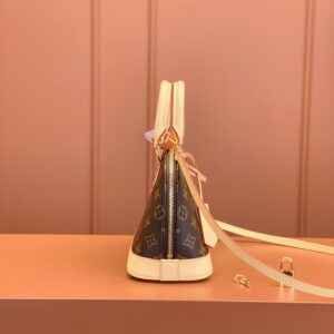 e4bf97de-1 Louis Vuitton Monogram Alma BB