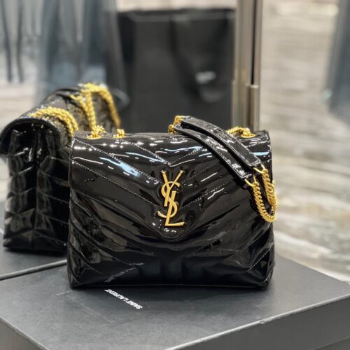 f15a2b7e Saint Laurent ‘Loulou Medium’ shoulder bag