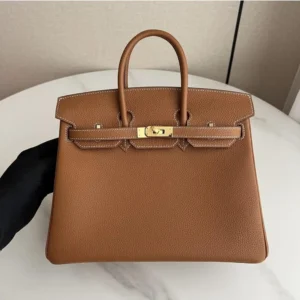 fddef382-5465-4f33-b483-169a99a057fd-1000x998.2905982906-WHnaVvSHZzYv55FO4mxWFwzGuaOkcZMj9aUZo6pH Hermes Kelly 28 Purple Epsom Leather Palladium Hardware