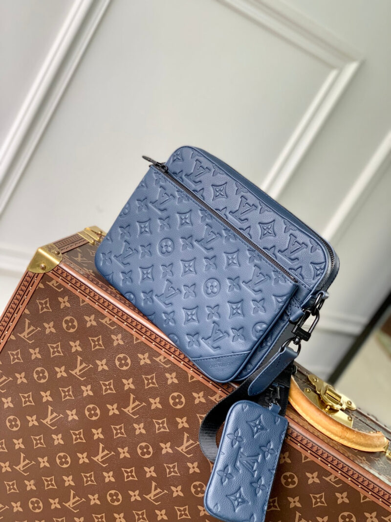 LV TRIO MESSENGER 25 IN BLUE MONOGRAM SHADOW CALFSKIN