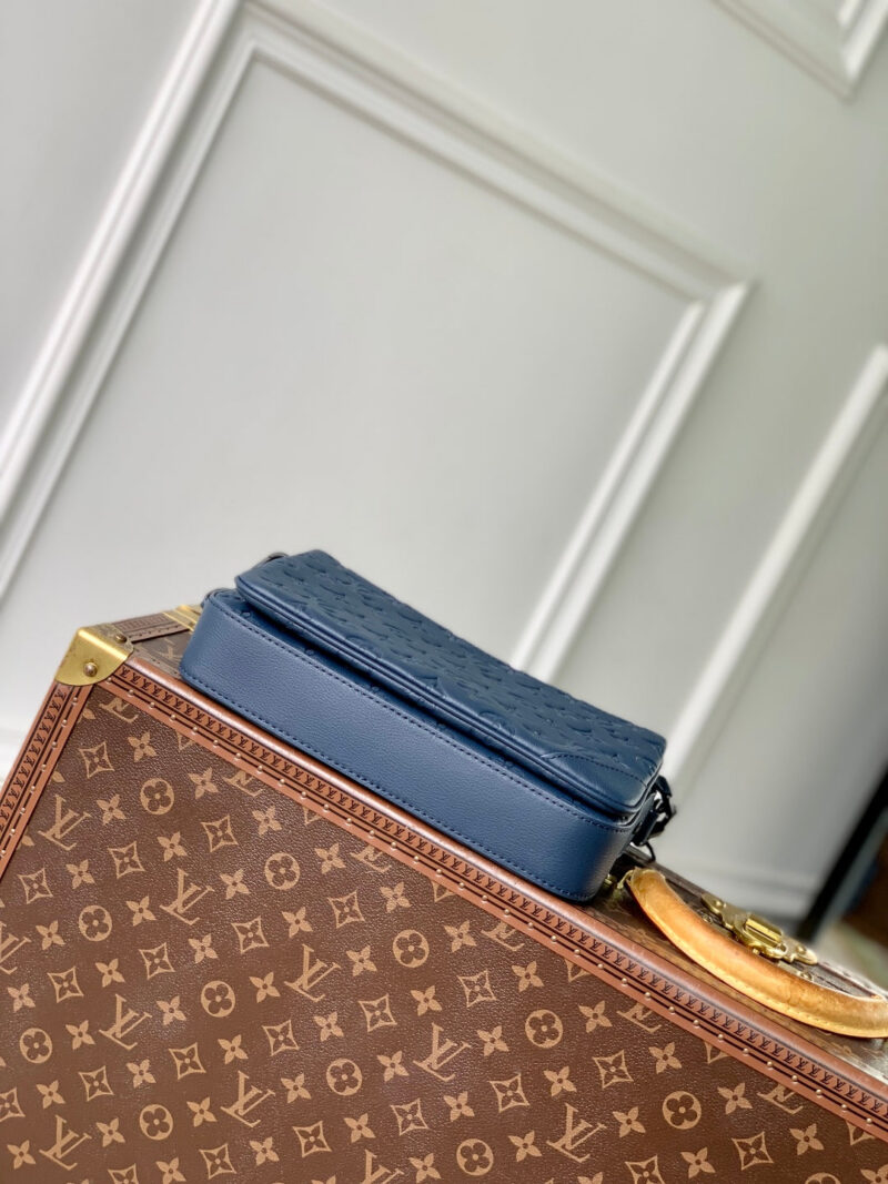 LV TRIO MESSENGER 25 IN BLUE MONOGRAM SHADOW CALFSKIN
