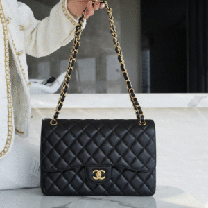 img_0128-1 CHFLAP BAG JUMBO 30CM GOLD HARDWARE BLACK CAVIAR