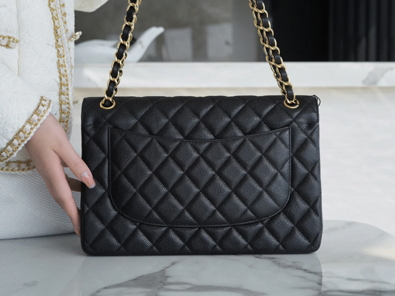 img_0131 CHFLAP BAG JUMBO 30CM GOLD HARDWARE BLACK CAVIAR