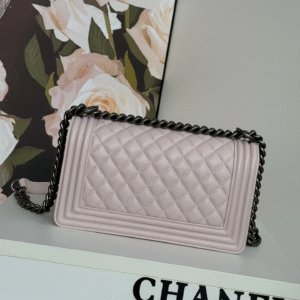 CHANEL BOY BAG MEDIUM 25 IN PINK  CALFSKIN