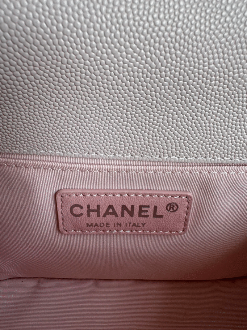 CHANEL BOY BAG MEDIUM 25 IN PINK  CALFSKIN
