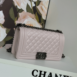 CHANEL BOY BAG MEDIUM 25 IN PINK  CALFSKIN