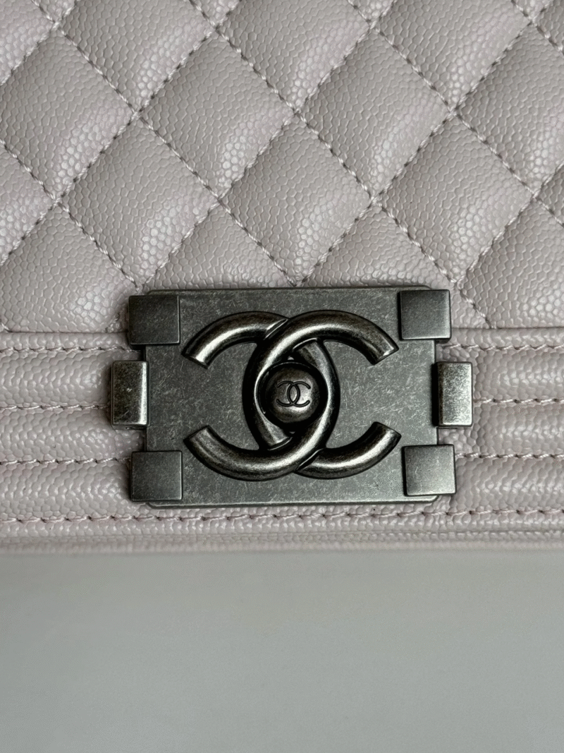 CHANEL BOY BAG MEDIUM 25 IN PINK  CALFSKIN