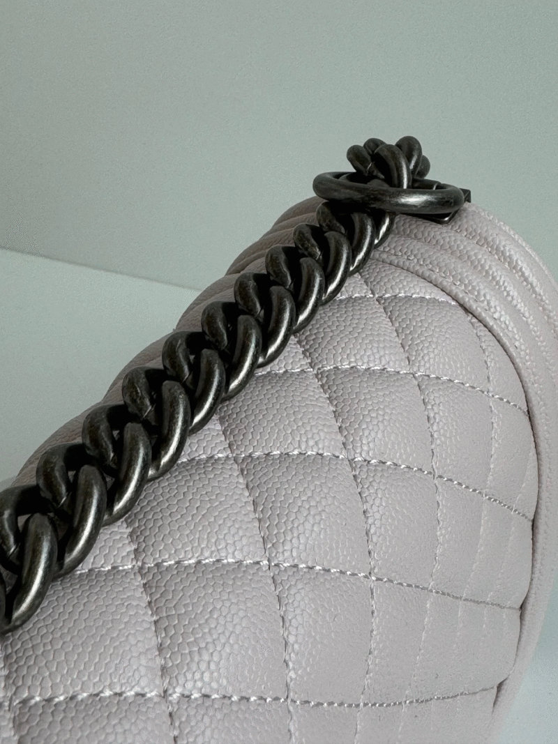 CHANEL BOY BAG MEDIUM 25 IN PINK  CALFSKIN