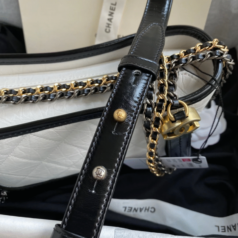 CHANEL GABRIELLE MINI 20 HOBO BAG IN WHITE MIX BLACK