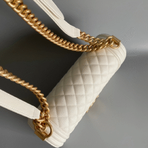 CHANEL MEDIUM 25 BOY BAG IN WHITE LAMBSKIN GOLD HARDWARE