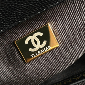 CHANEL MEDIUM 25 BOY BAG IN BLACK LAMBSKIN GOLD HARDWARE