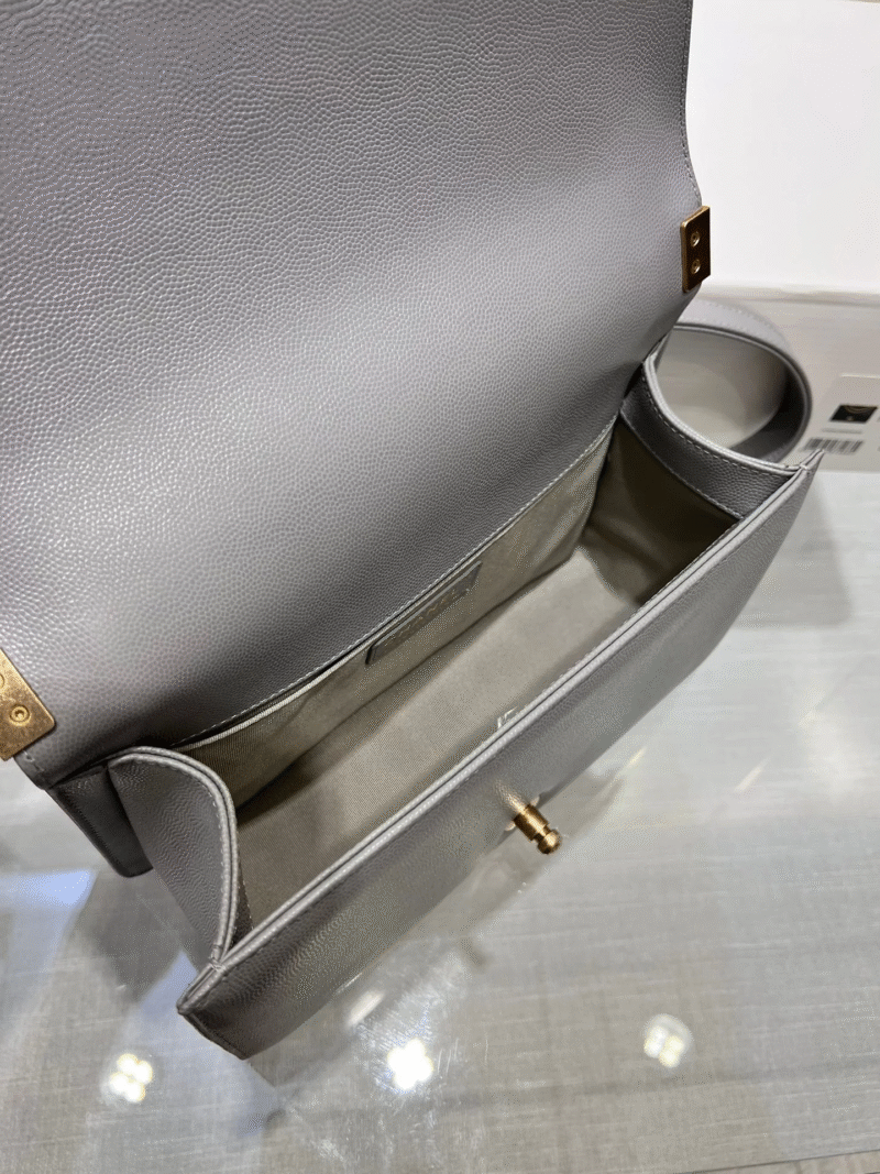 CHANEL BOY BAG MEDIUM 25 GREY CAVIAR GOLD HARDWARE