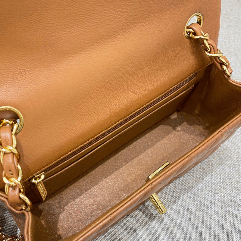CHANEL FLAP BAG 20CM CARAMEL LAMBSKIN GOLD HARDWARE