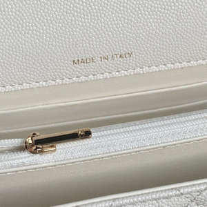 CHANEL 25C FLAP BAG 18 IN WHITE SHINY GRAINED CALFSKIN GOLD HARDWARE