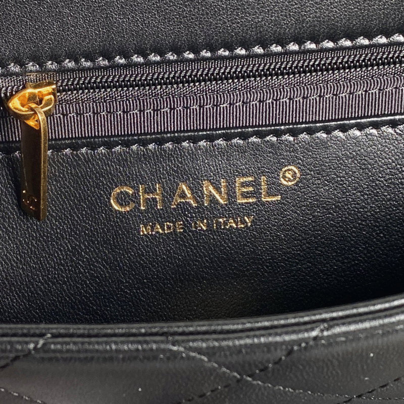 CHANEL MEDIUM FLAP BAG 26 IN BLACK CALFSKIN GOLD DOUBLE C THICK CHAIN