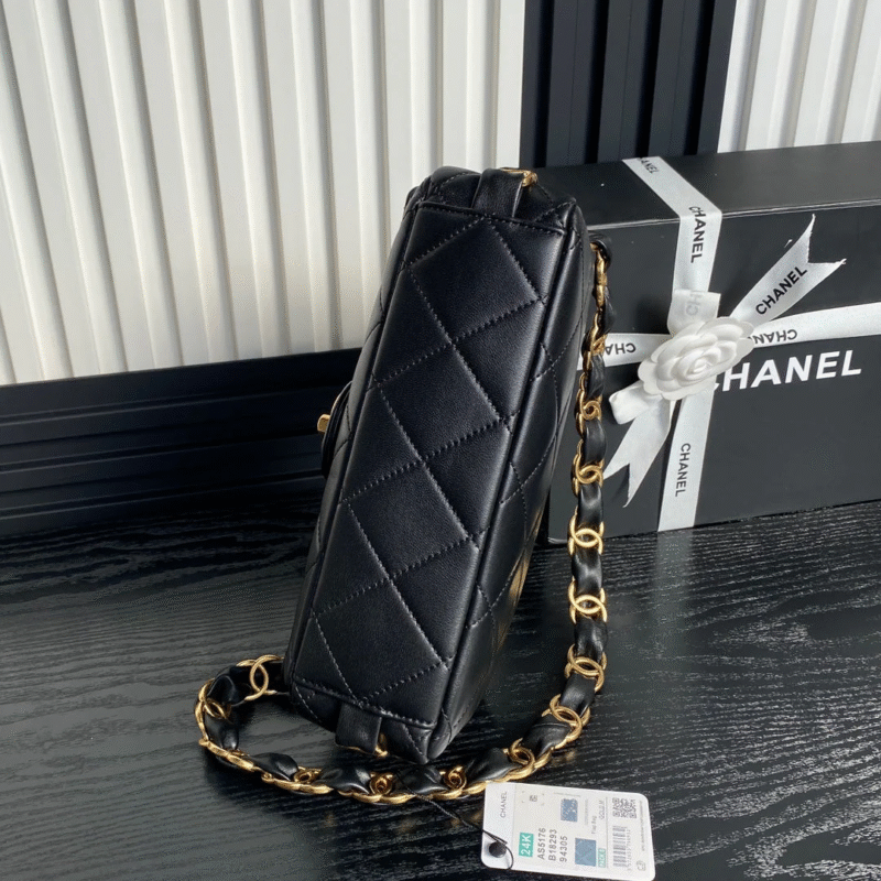 CHANEL MEDIUM FLAP BAG 26 IN BLACK CALFSKIN GOLD DOUBLE C THICK CHAIN