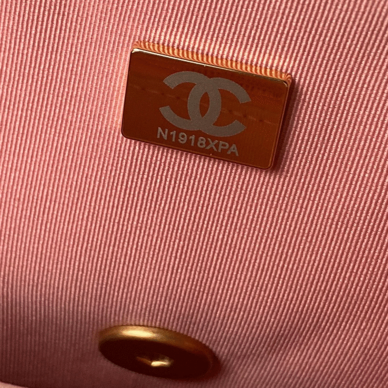 CHANEL SMALL FLAP BAG 20 IN PEACH PINK LAMBSKIN GOLD HARDWARE