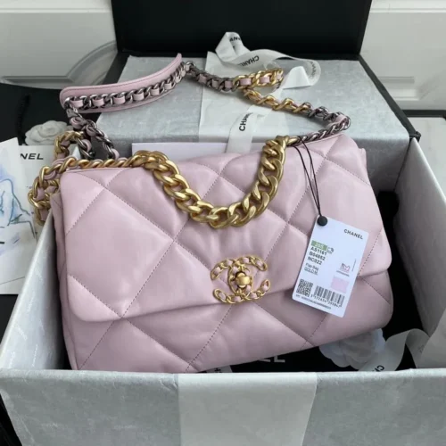 img_0551-1 CC 26 SMALL BAG IN LIGHT PINK CALFSKIN