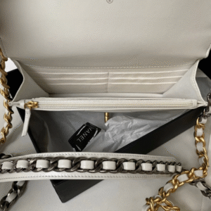 CHANEL 19 WOC 19CM WHITE LAMBSKIN GOLD
